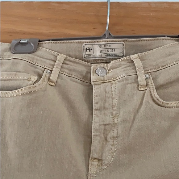 Free people mid/High rise khaki jeans - Picture 2 of 3